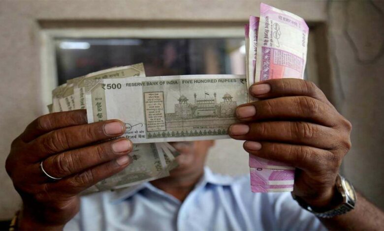 1004008 indian currency reuters