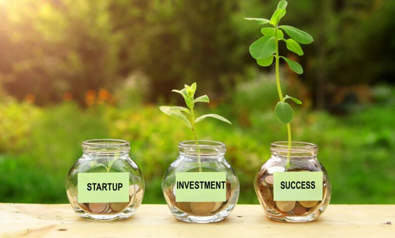 1. ll blog tech startups for sustainable development market at a glance scaled 1