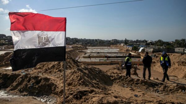 egypt steps up gaza role after brokering last years truce