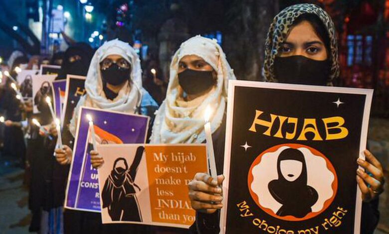 protest over karnataka hijab controversy