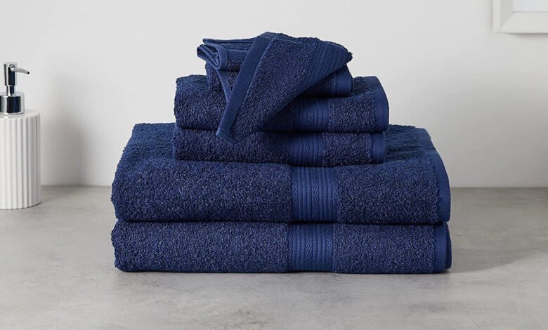 amazon basics 6 piece fade resistant bath hand and washcloth towel set navy blue tout