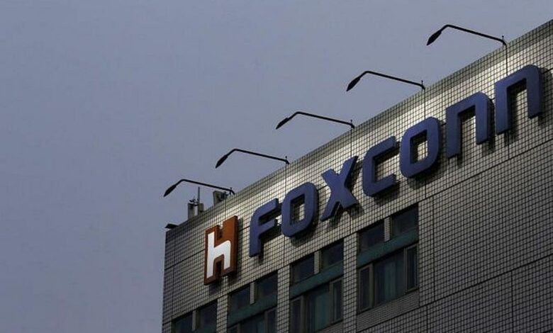 the government grants foxconn rs 357 crores under the pli for mobile phones.