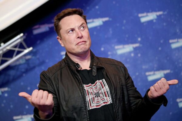 tesla or twitter elon musk decided to work on tesla. investor responses to elon musk choice.