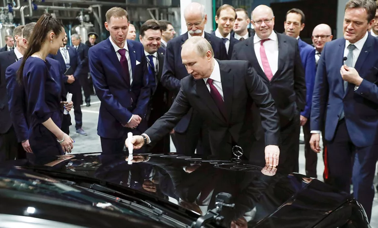 putin approves sale of mercedes benz