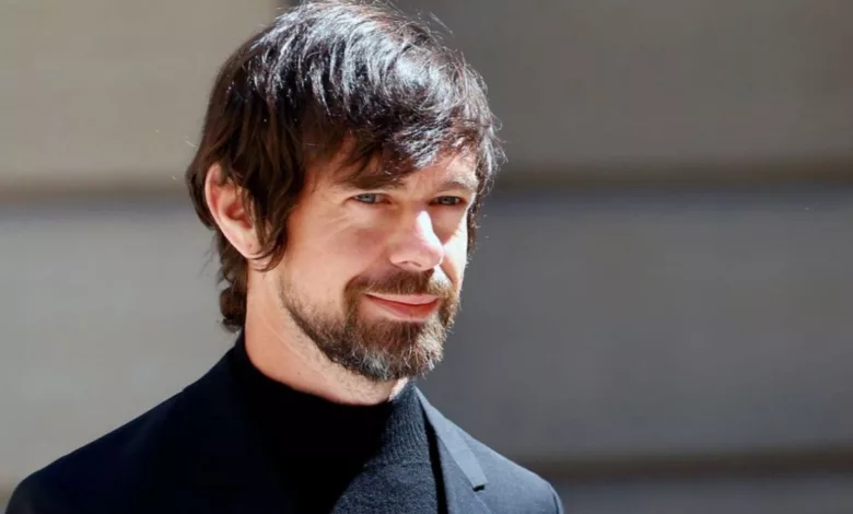 jack dorsey suffers for $526 mn after short- seller hindenburg releases report on block