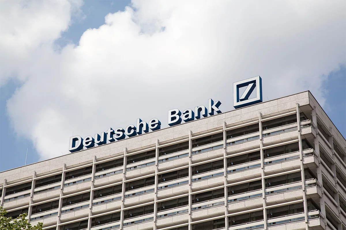 Deutsche Bank Is Laying Off 800 Employees 