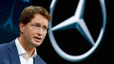 the notion of severing economic ties with china is deemed impractical, as per the ceo of the high-end automotive brand mercedes-benz, and such a move would pose a significant threat to the majority of germany's industrial sector.