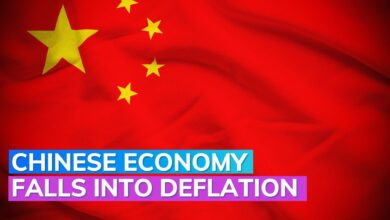 chinese economy slips into deflation