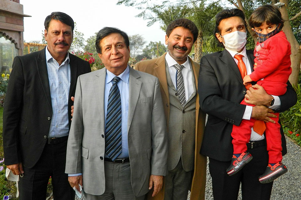 Navin Raheja & Nayan Raheja: Father-Son Duo At The Centre Of One Of India's Largest Real-Estate Money-Laundering Probes - Inventiva
