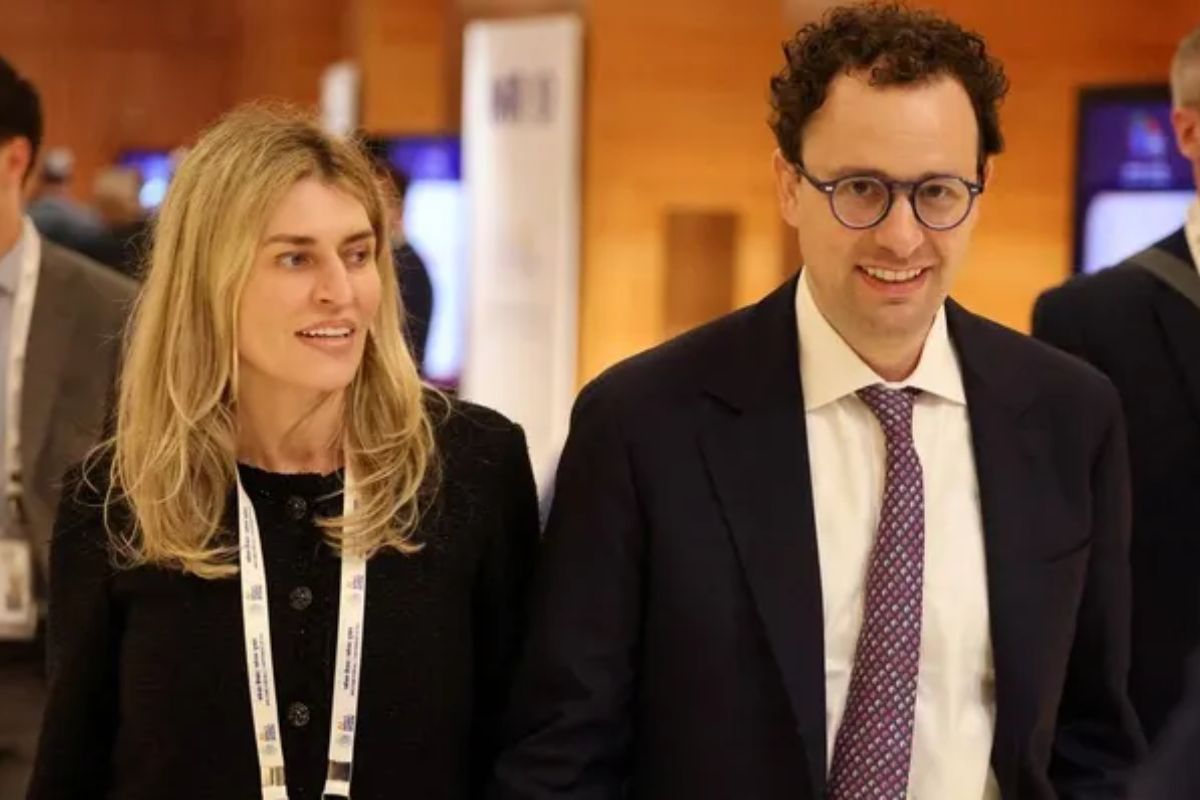 From “Revolutionary Porn” Startup And Epstein Emails To AI Power Player: Meet Cami Clark, The Hidden Queen Behind Anthropic’s Empire!
